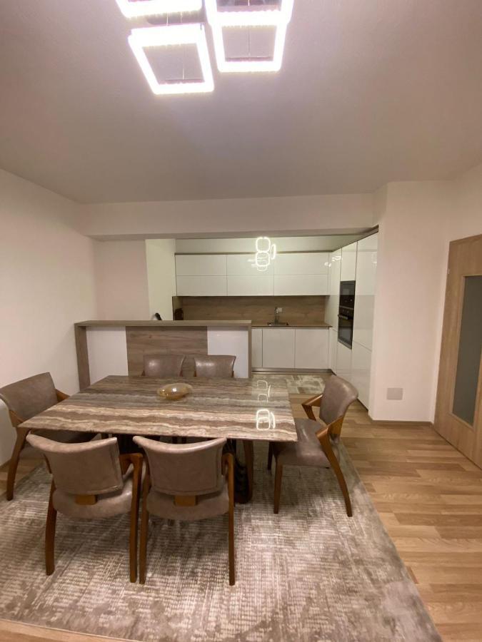 Violin 2 Bedroom Apartment Downtown Прізрен Екстер'єр фото
